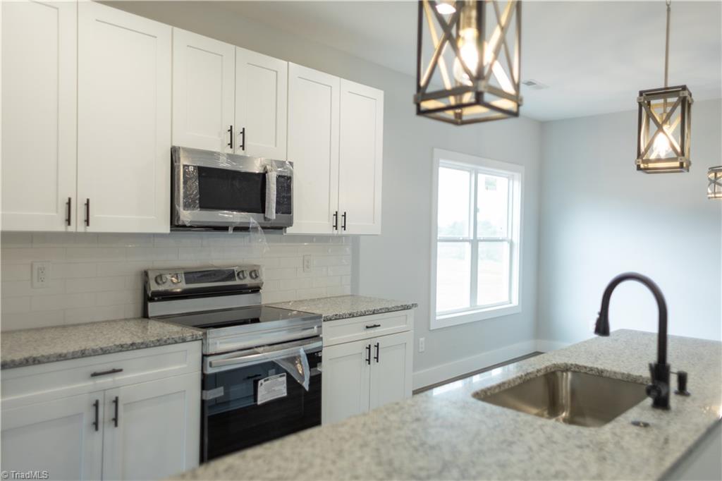 2546 Bluebird Lane, Winston-Salem