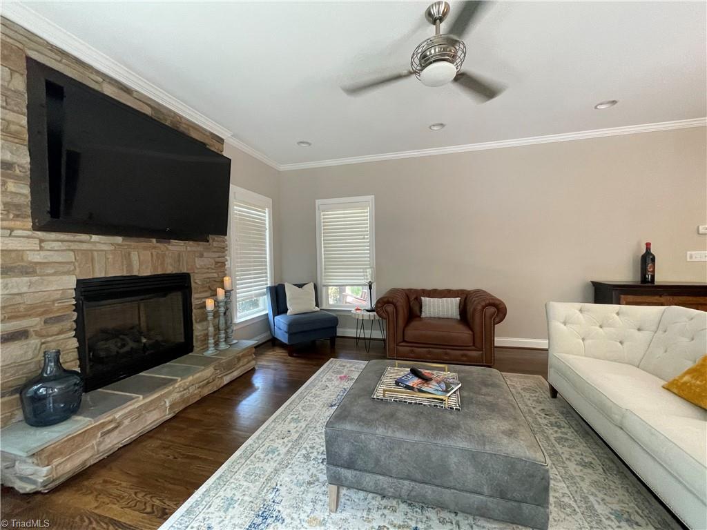 1648 Bla Mor Lane