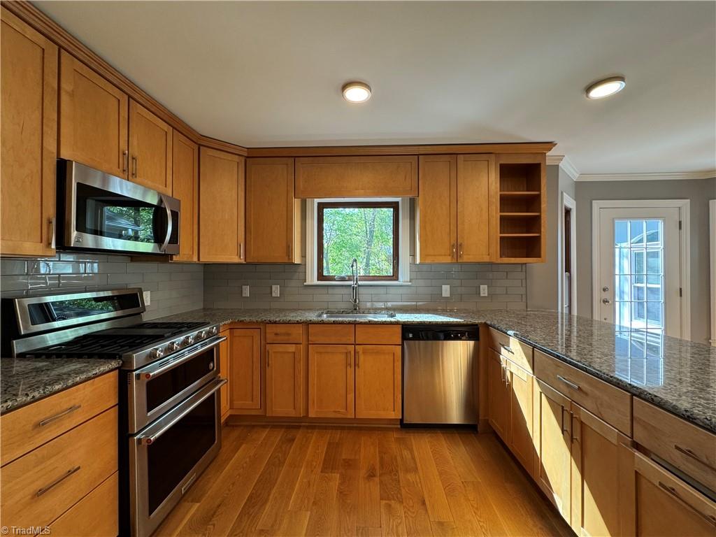 4184 Dimholt Court, Winston-Salem