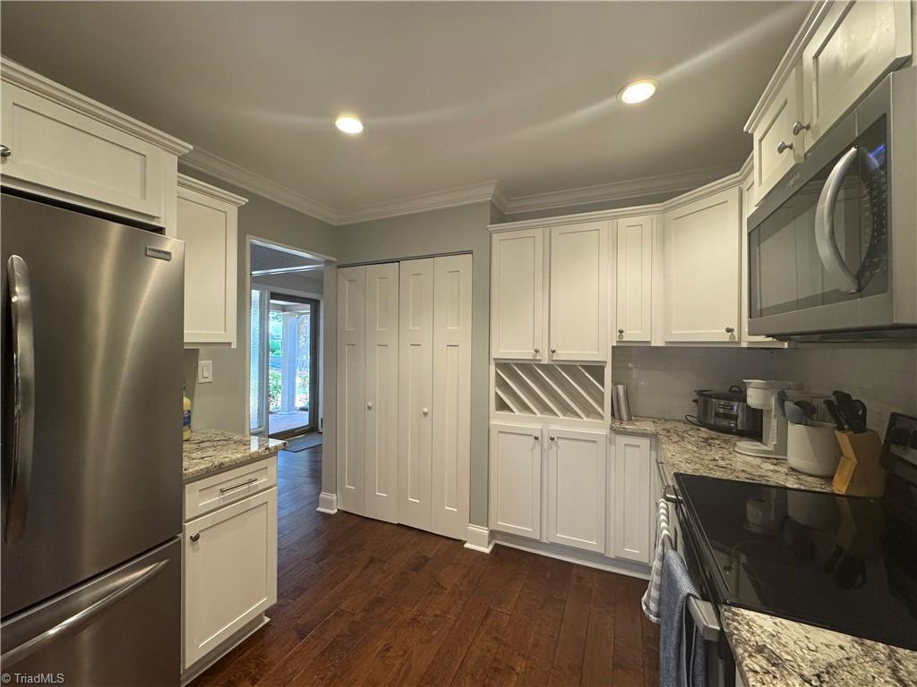 151 Golfview Drive
