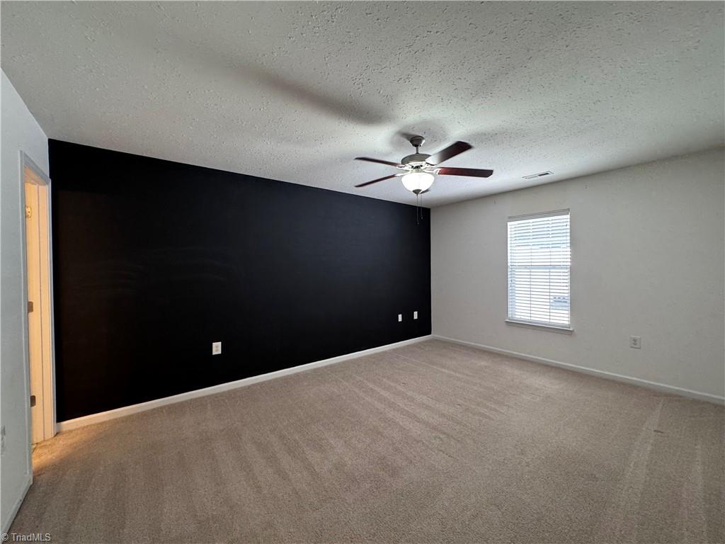 3273 Hyde Place Circle, Winston-Salem