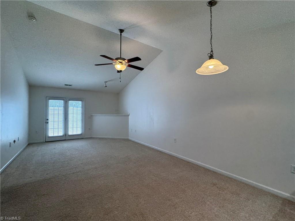 3273 Hyde Place Circle, Winston-Salem