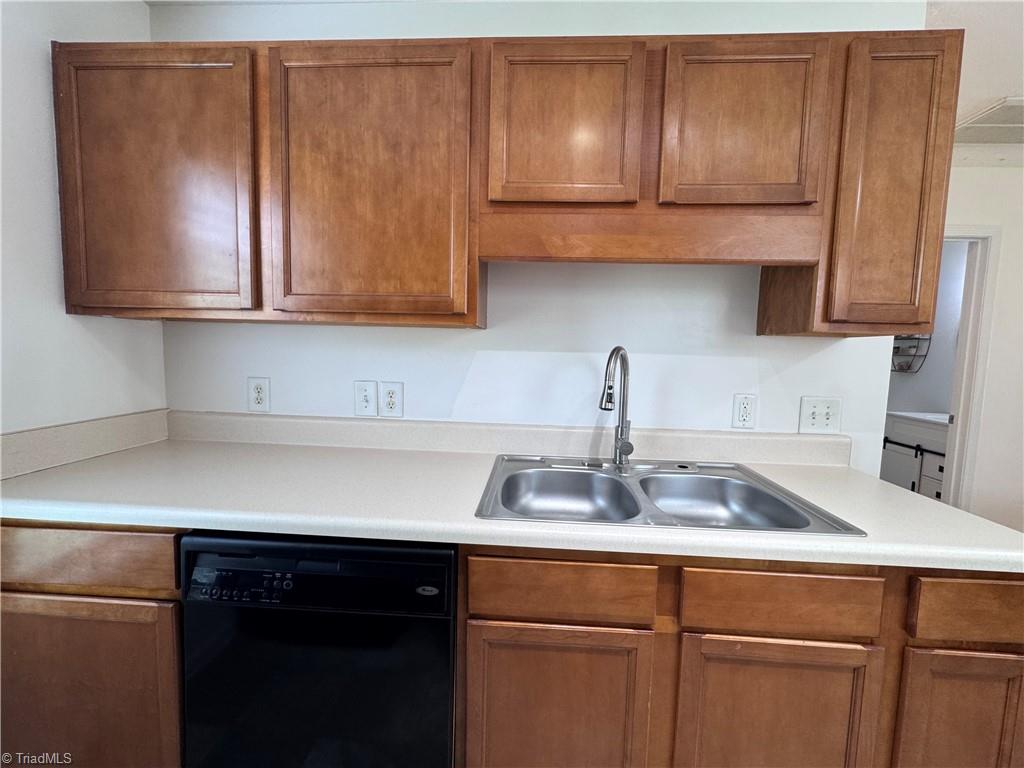 3273 Hyde Place Circle, Winston-Salem