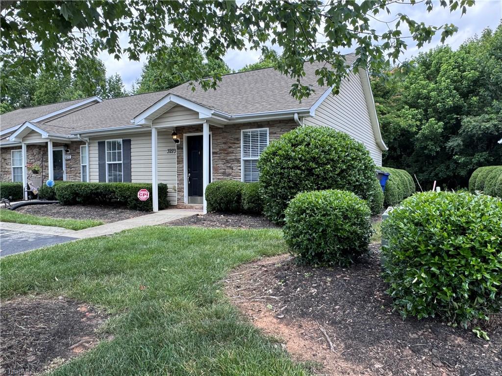3273 Hyde Place Circle, Winston-Salem