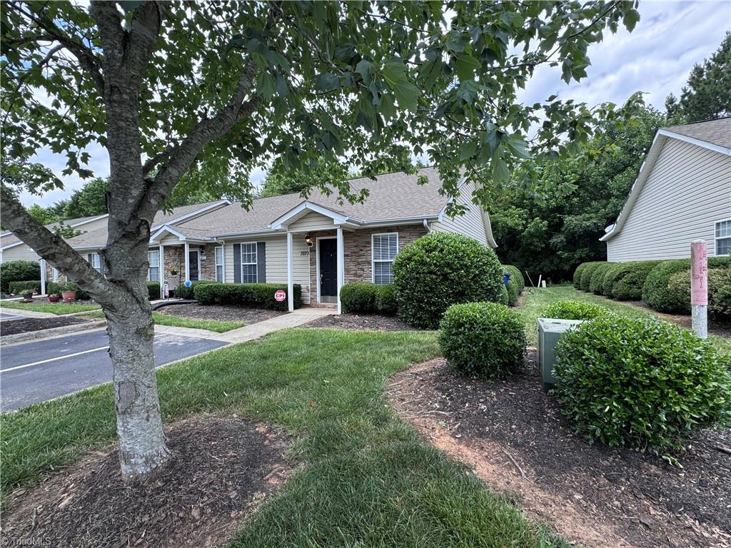 3273 Hyde Place Circle, Winston-Salem