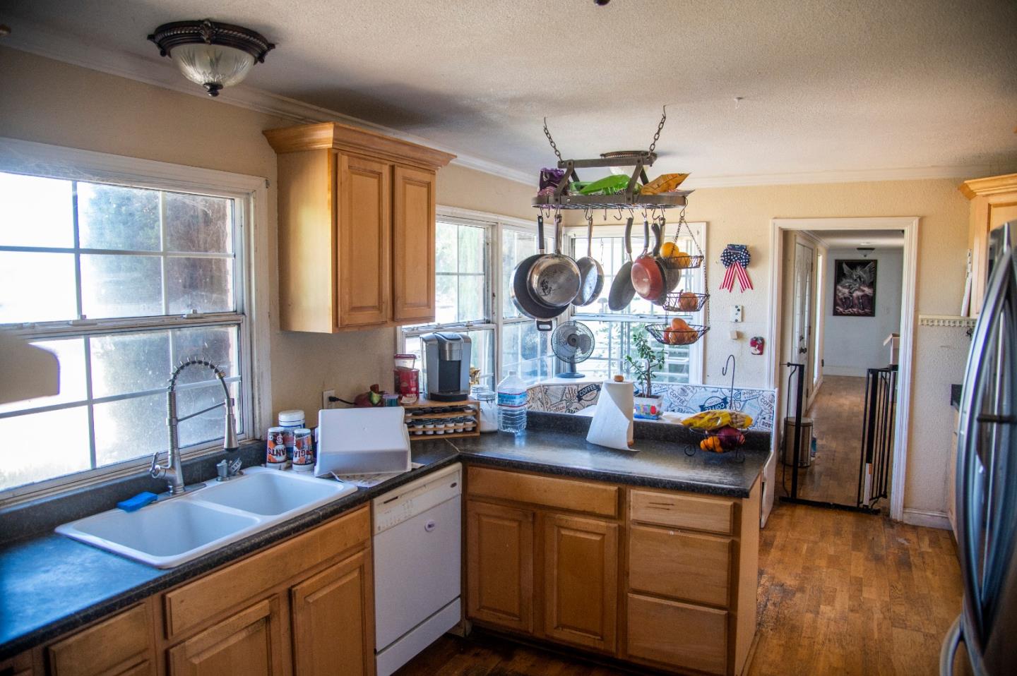 2285 Dunlap AVE