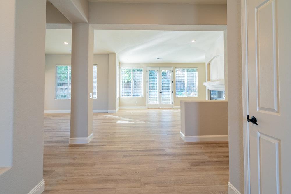 1205 Quail Ridge WAY