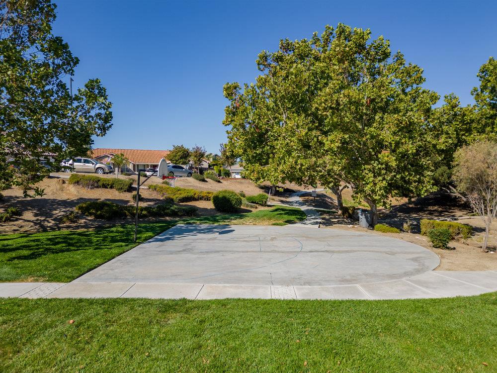 1205 Quail Ridge WAY