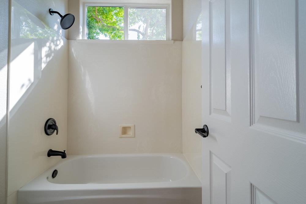 1205 Quail Ridge WAY