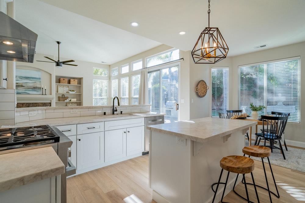 1205 Quail Ridge WAY