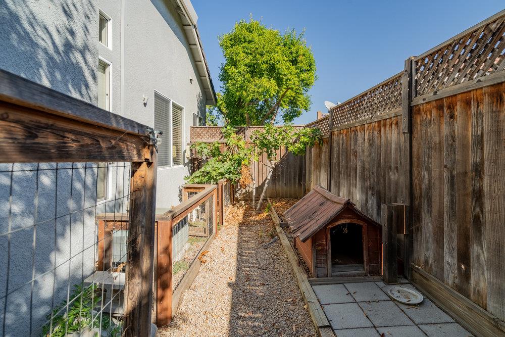 1205 Quail Ridge WAY