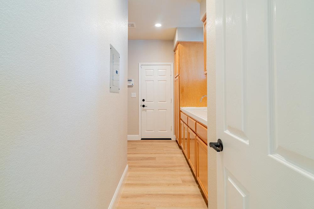 1205 Quail Ridge WAY