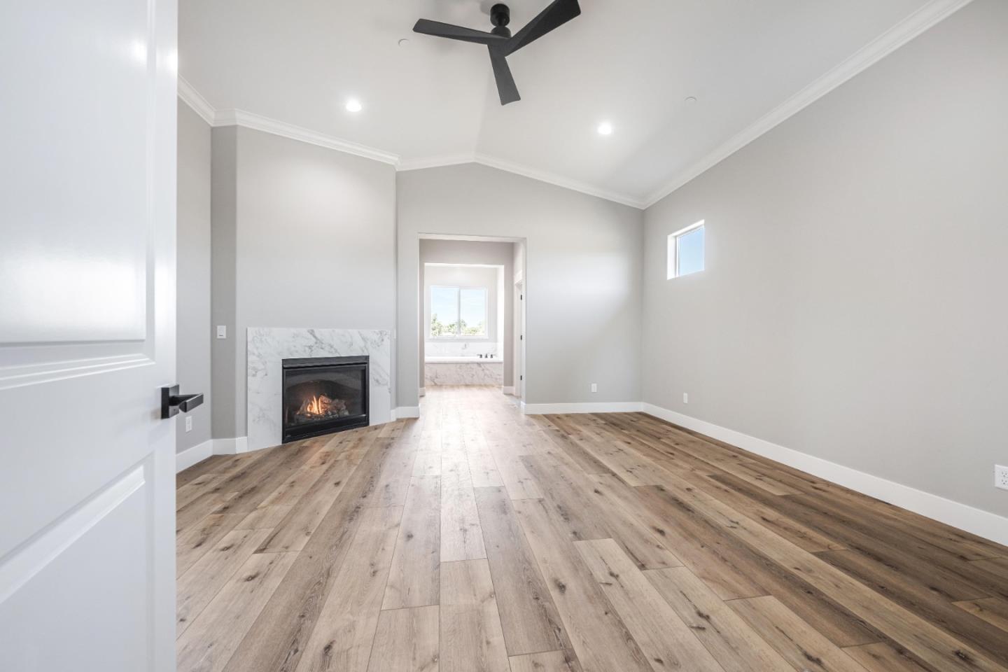 20 Hummingbird Court