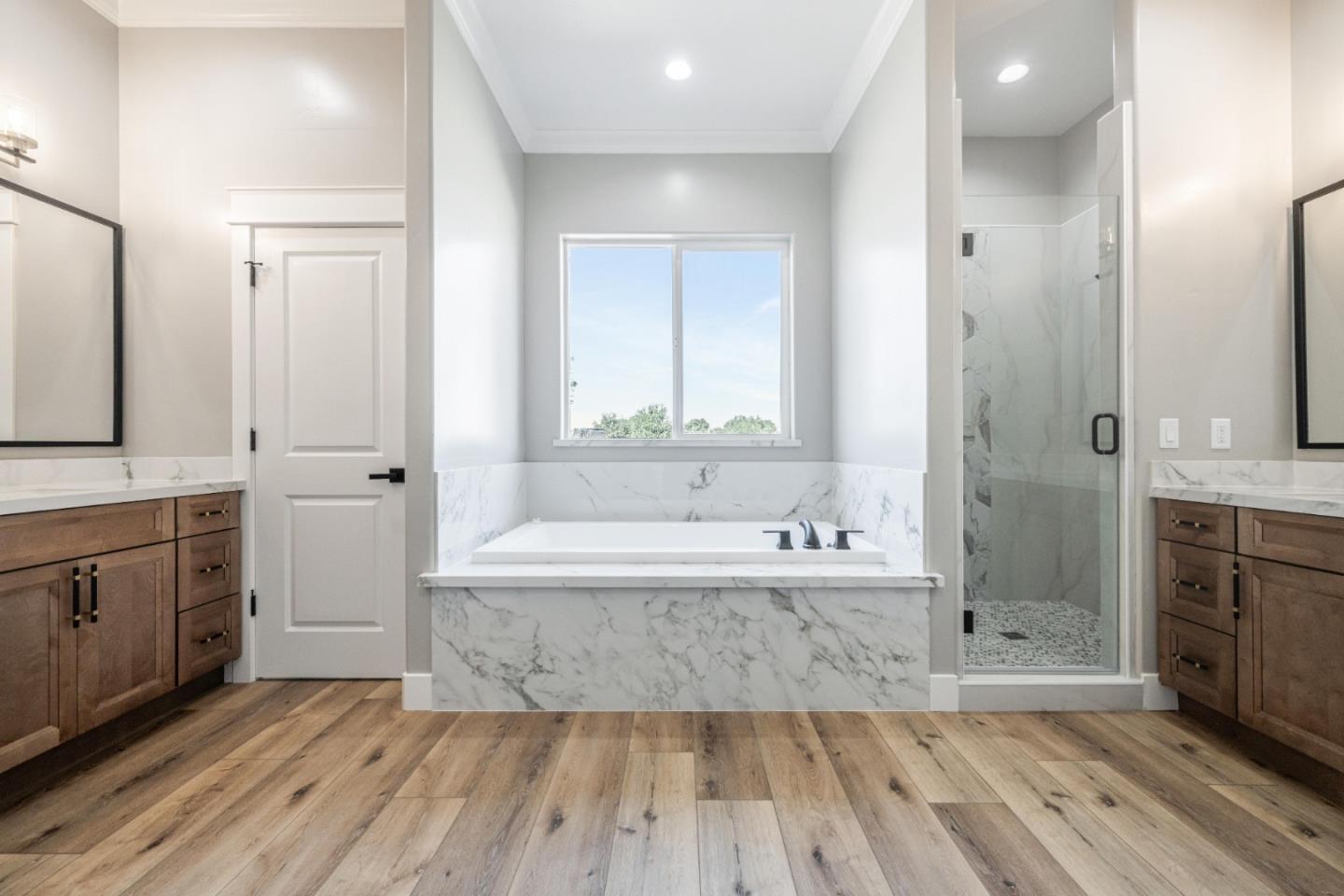 20 Hummingbird Court