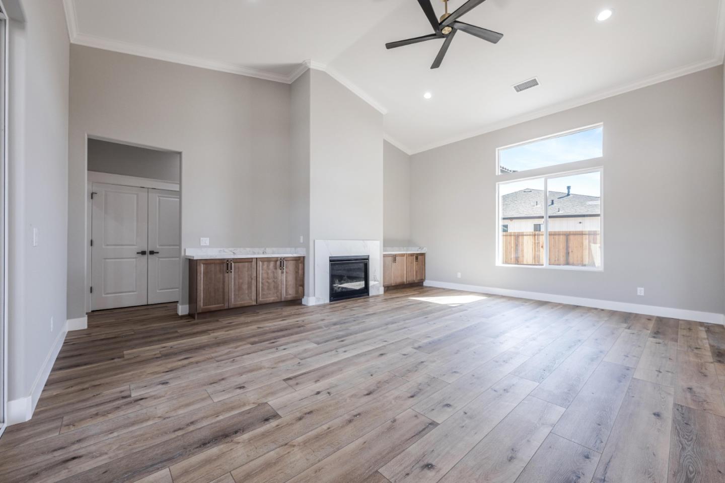 20 Hummingbird Court