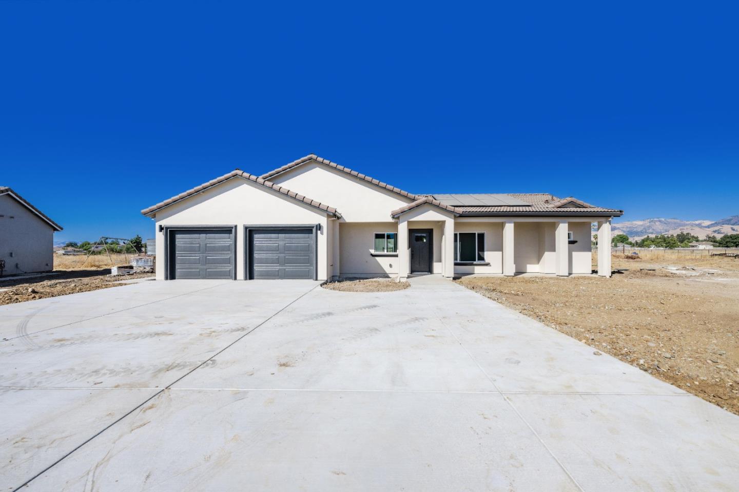 20 Hummingbird Court
