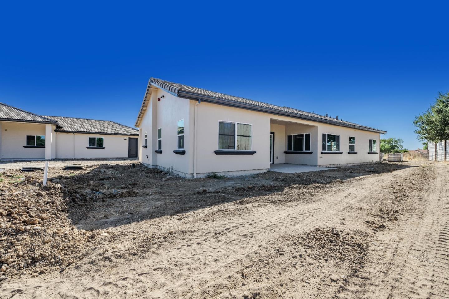 20 Hummingbird Court