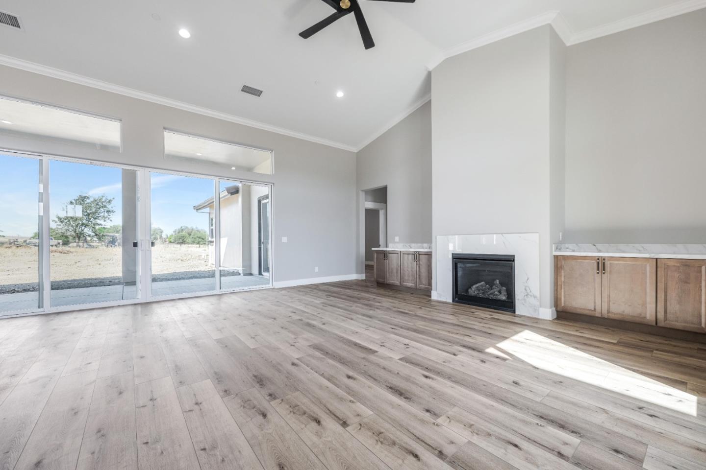 20 Hummingbird Court