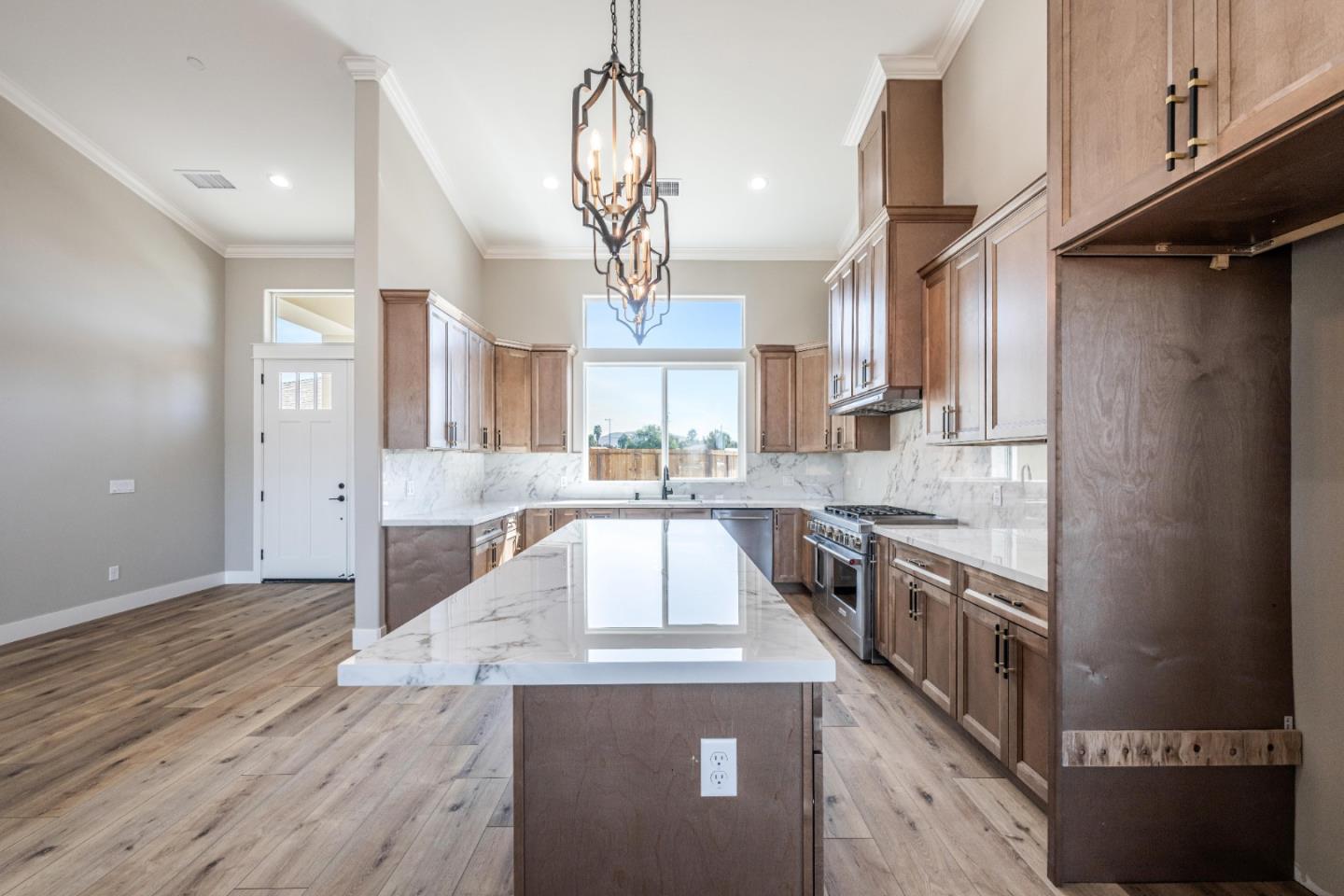 20 Hummingbird Court
