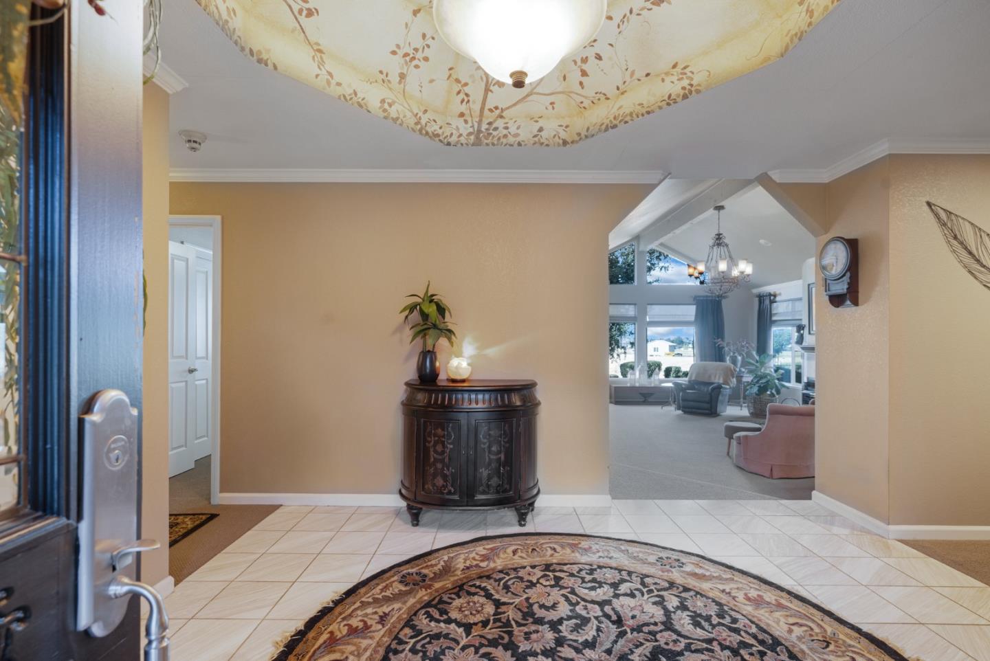 300 Foothill RD