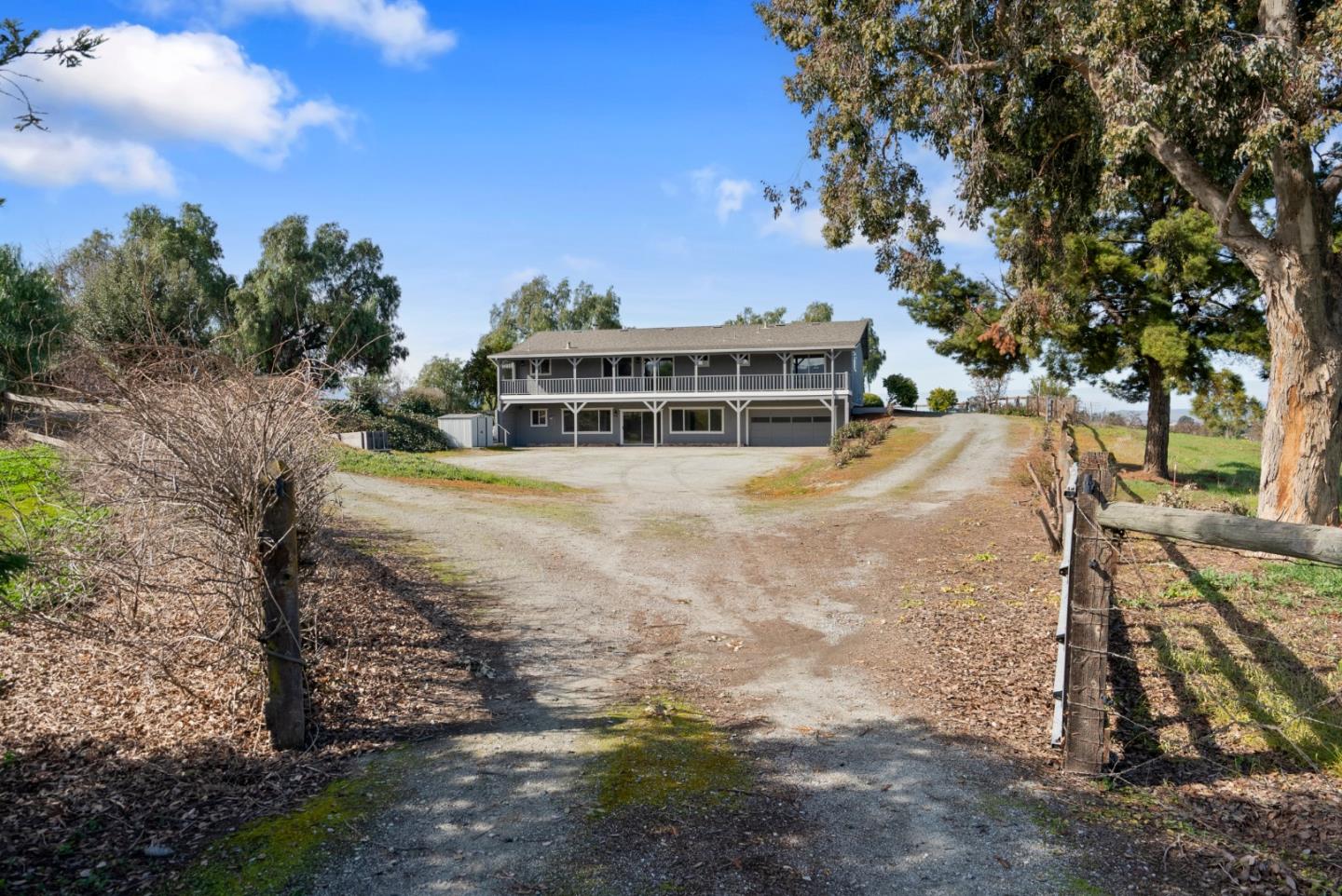 771 Santa Ana Valley RD