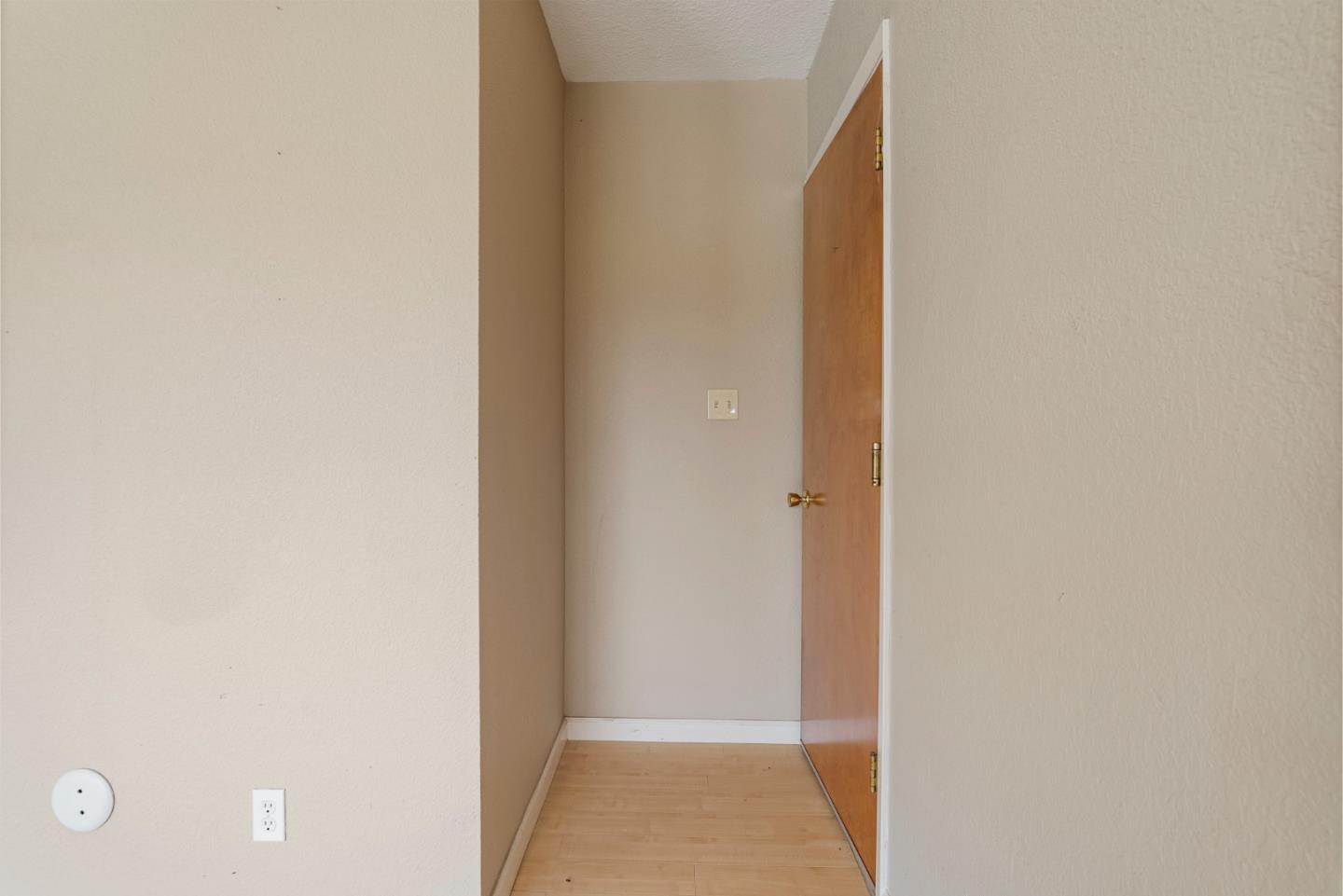 771 Santa Ana Valley RD