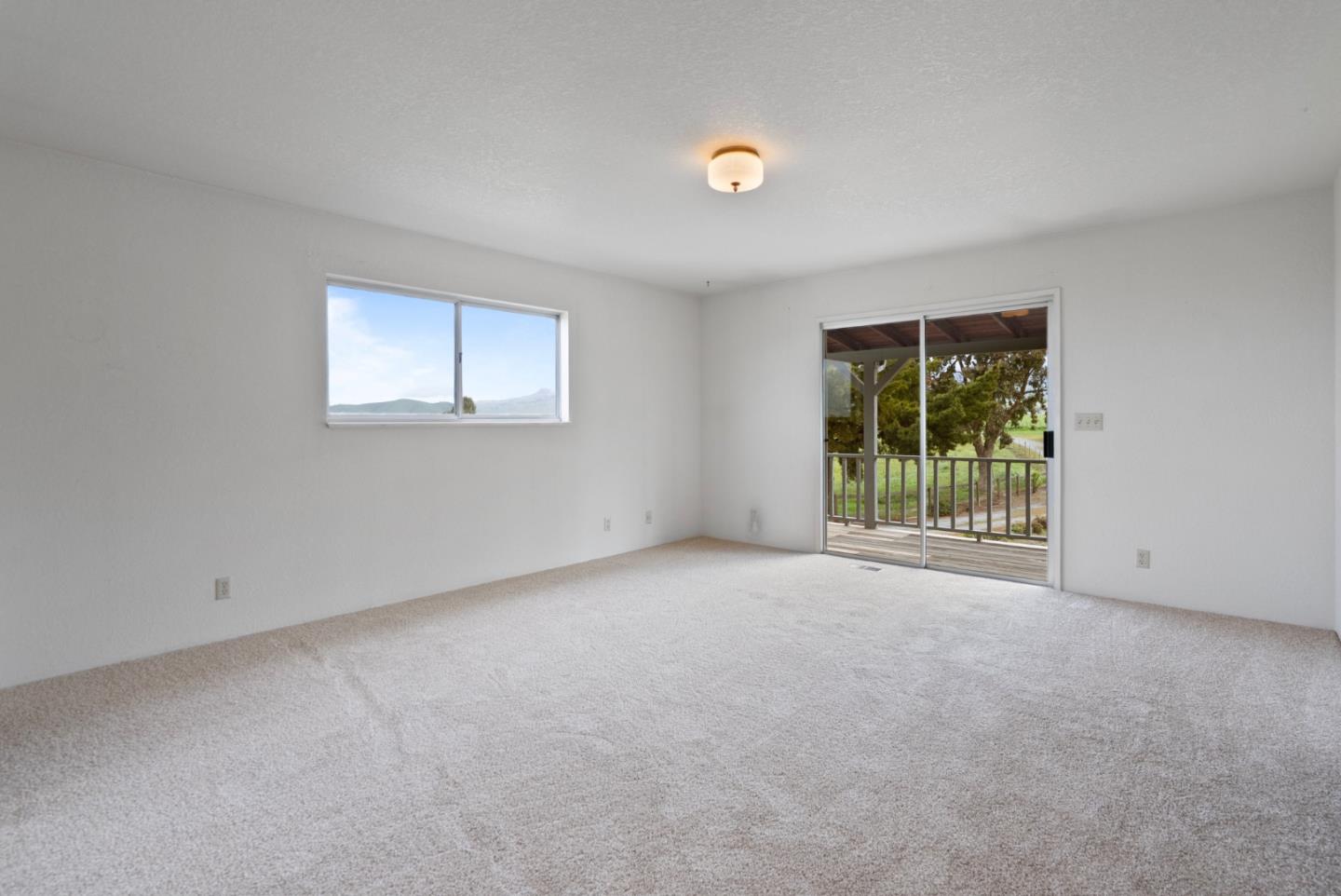 771 Santa Ana Valley RD