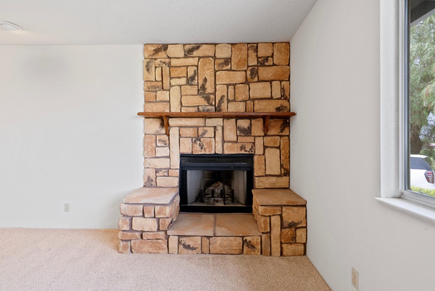 771 Santa Ana Valley RD