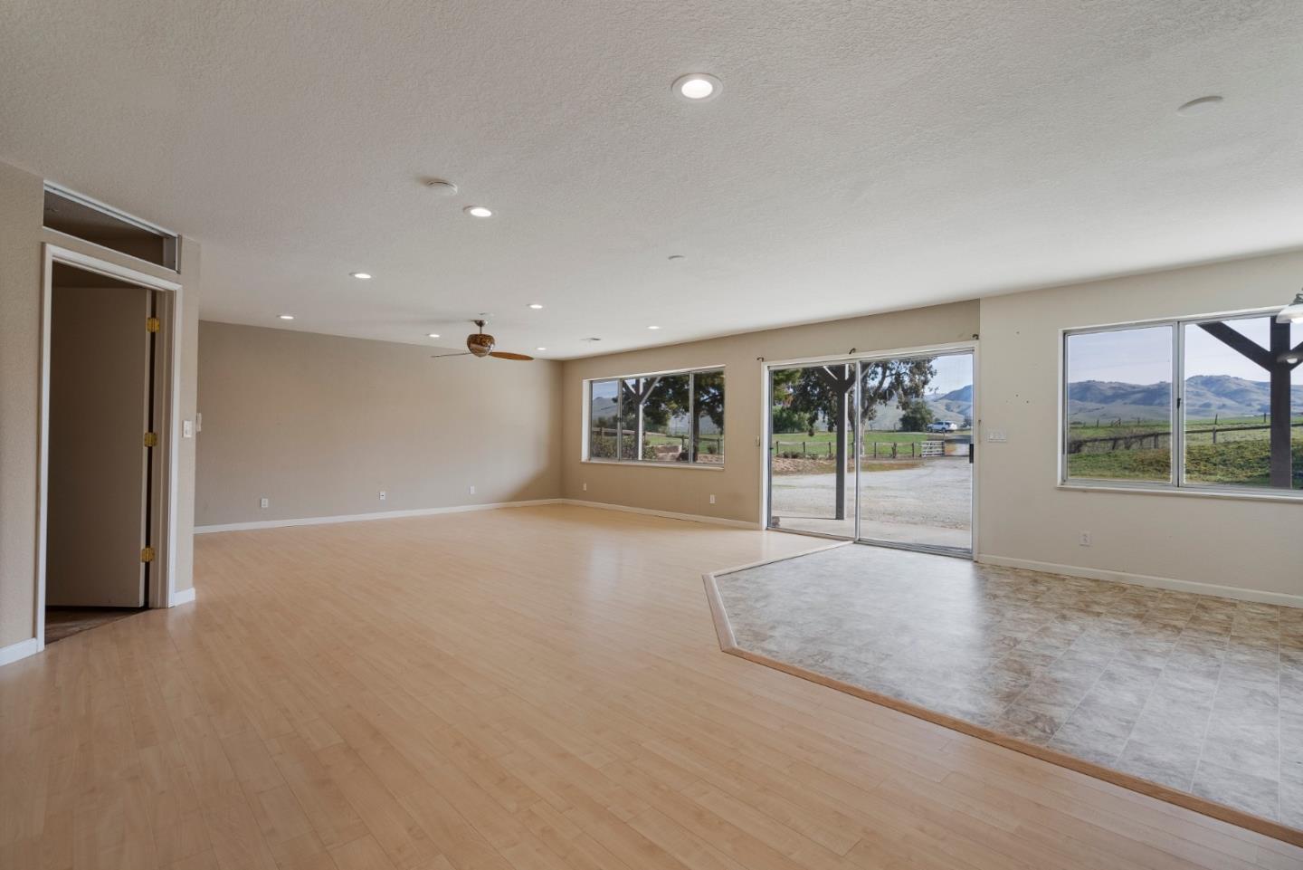 771 Santa Ana Valley RD