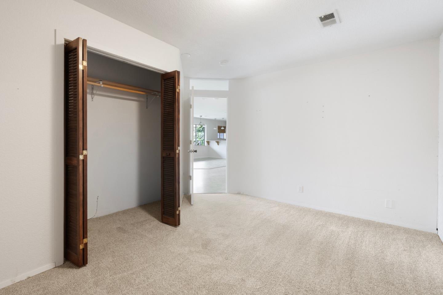 771 Santa Ana Valley RD