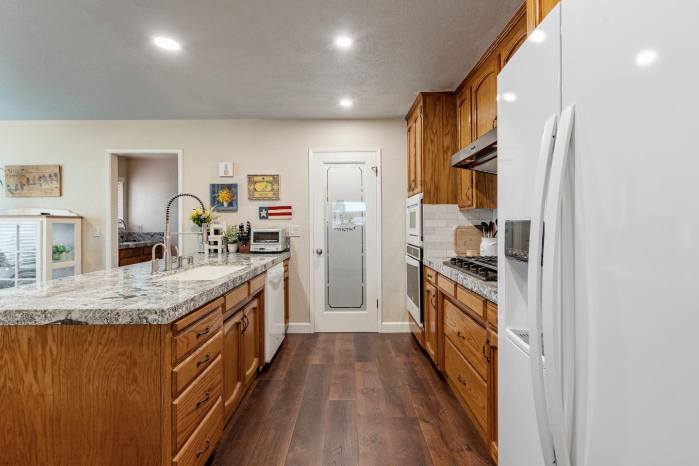 840 Helen Drive