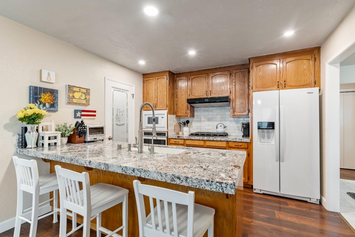840 Helen Drive
