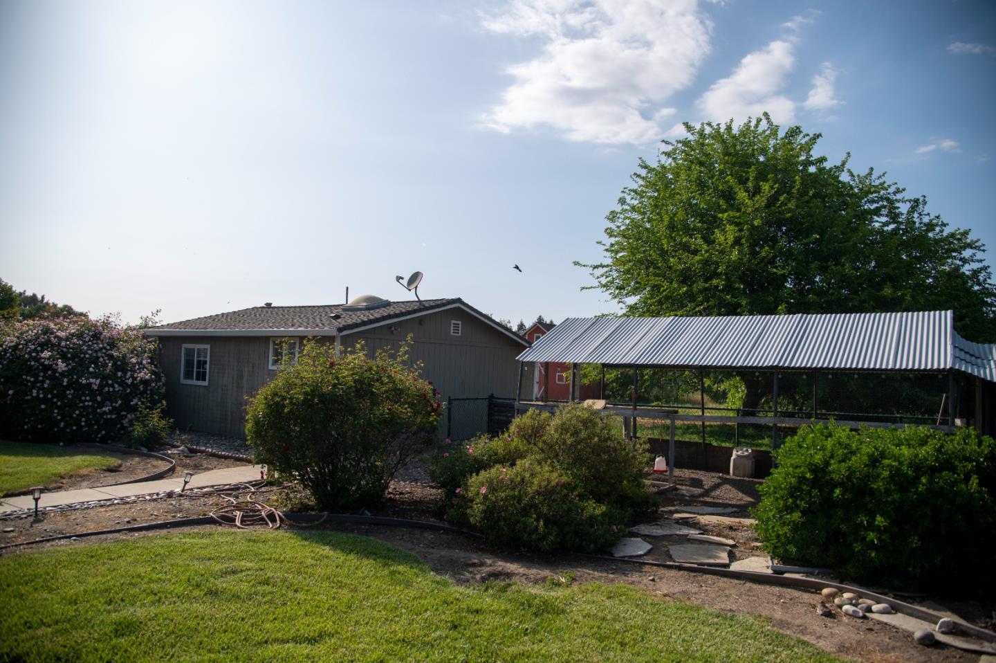 1355 King George Court