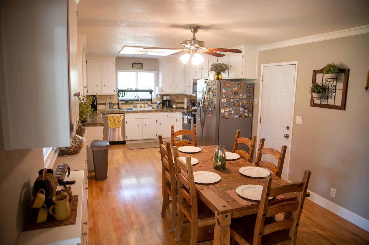 1355 King George Court