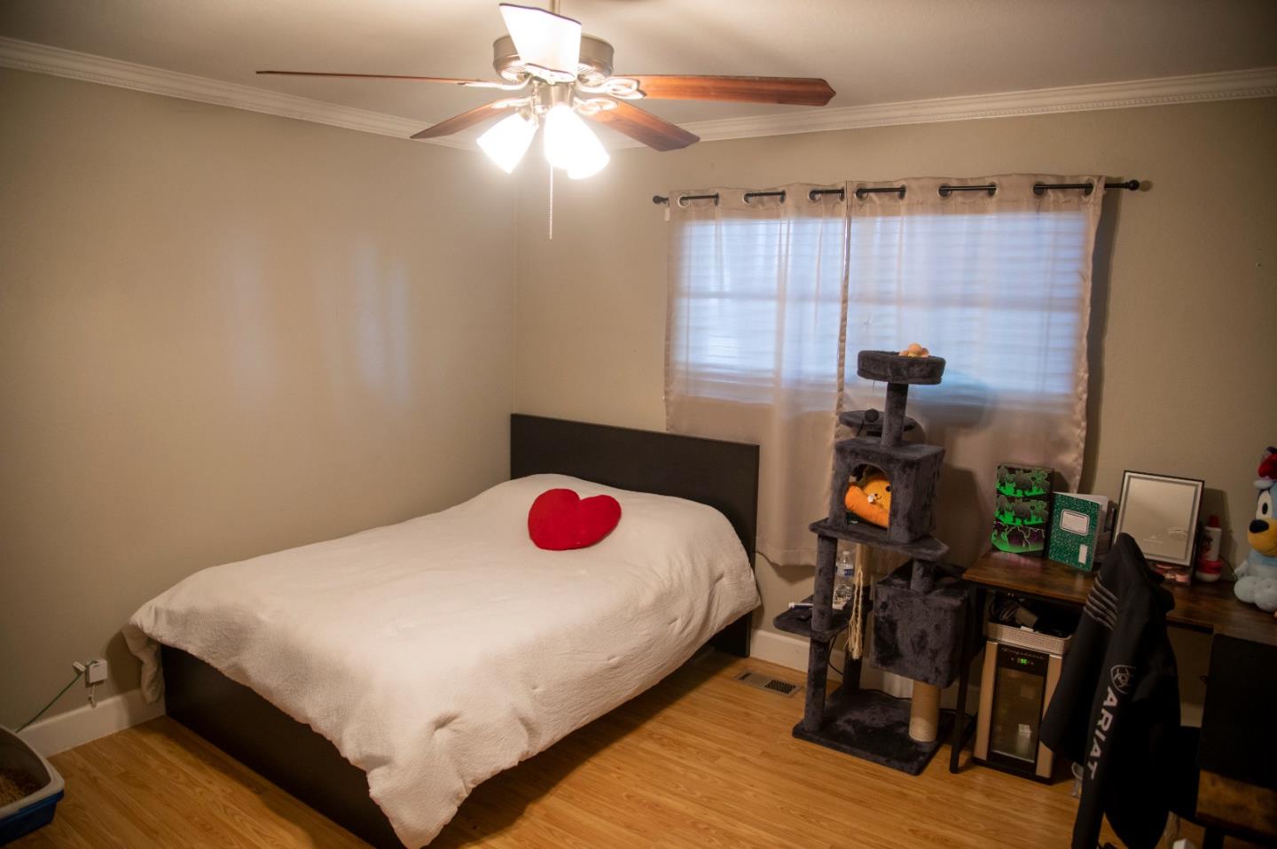 1355 King George Court