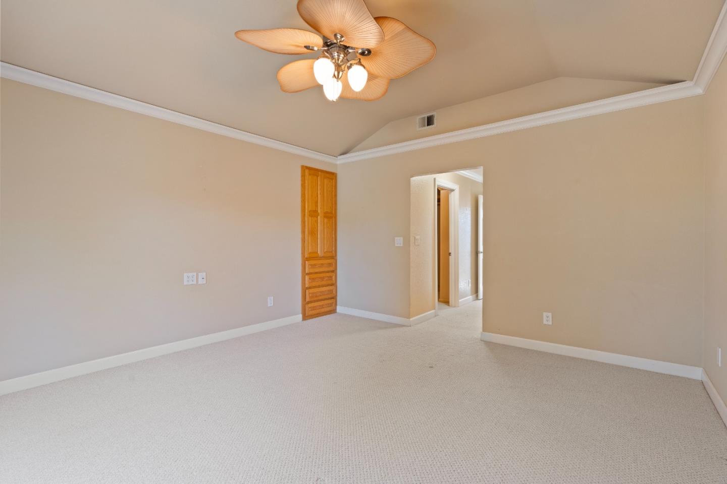 824 Helen Drive