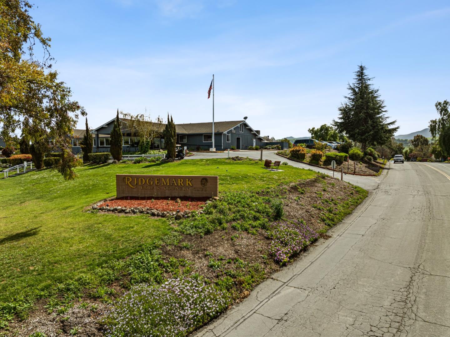 824 Helen Drive
