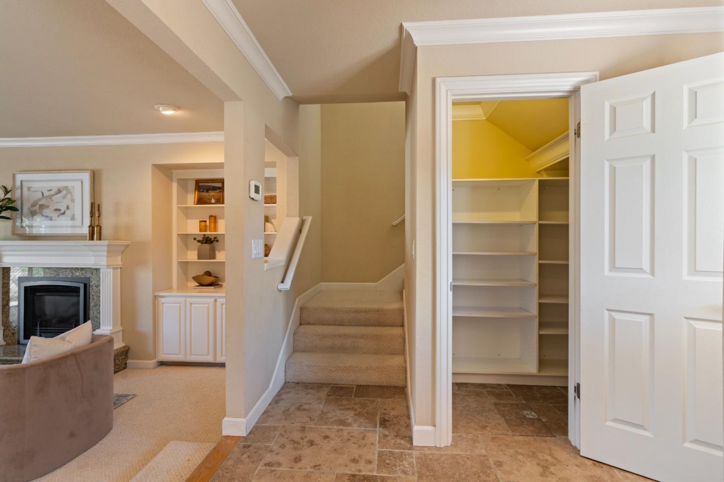 824 Helen Drive