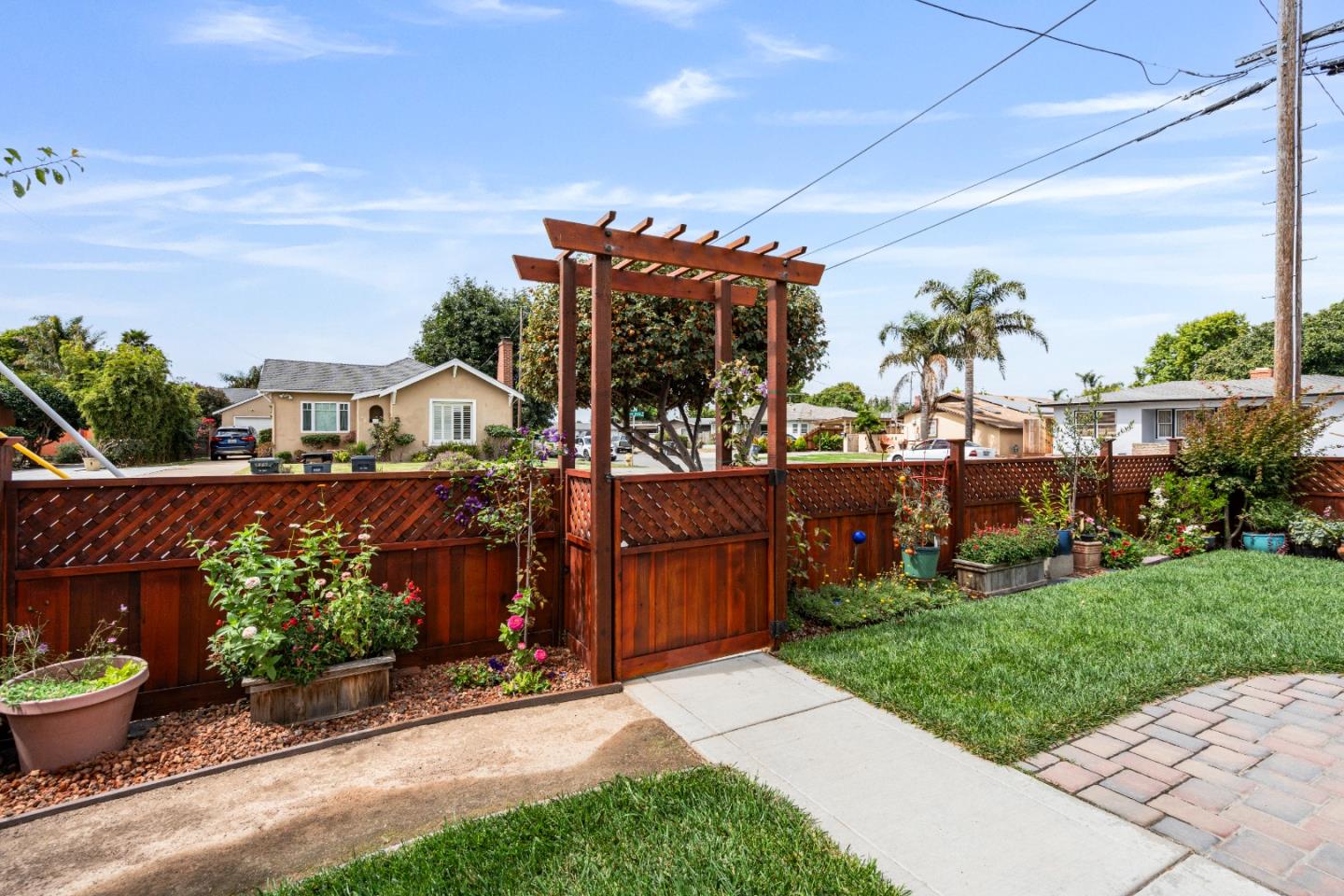 29 Buena Vista Street