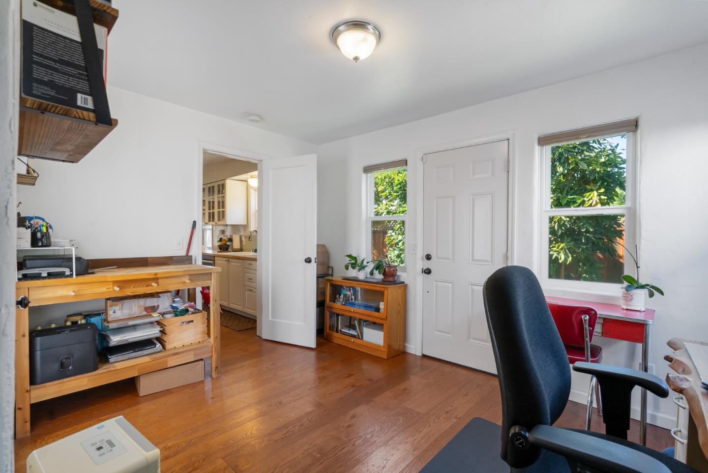 29 Buena Vista Street