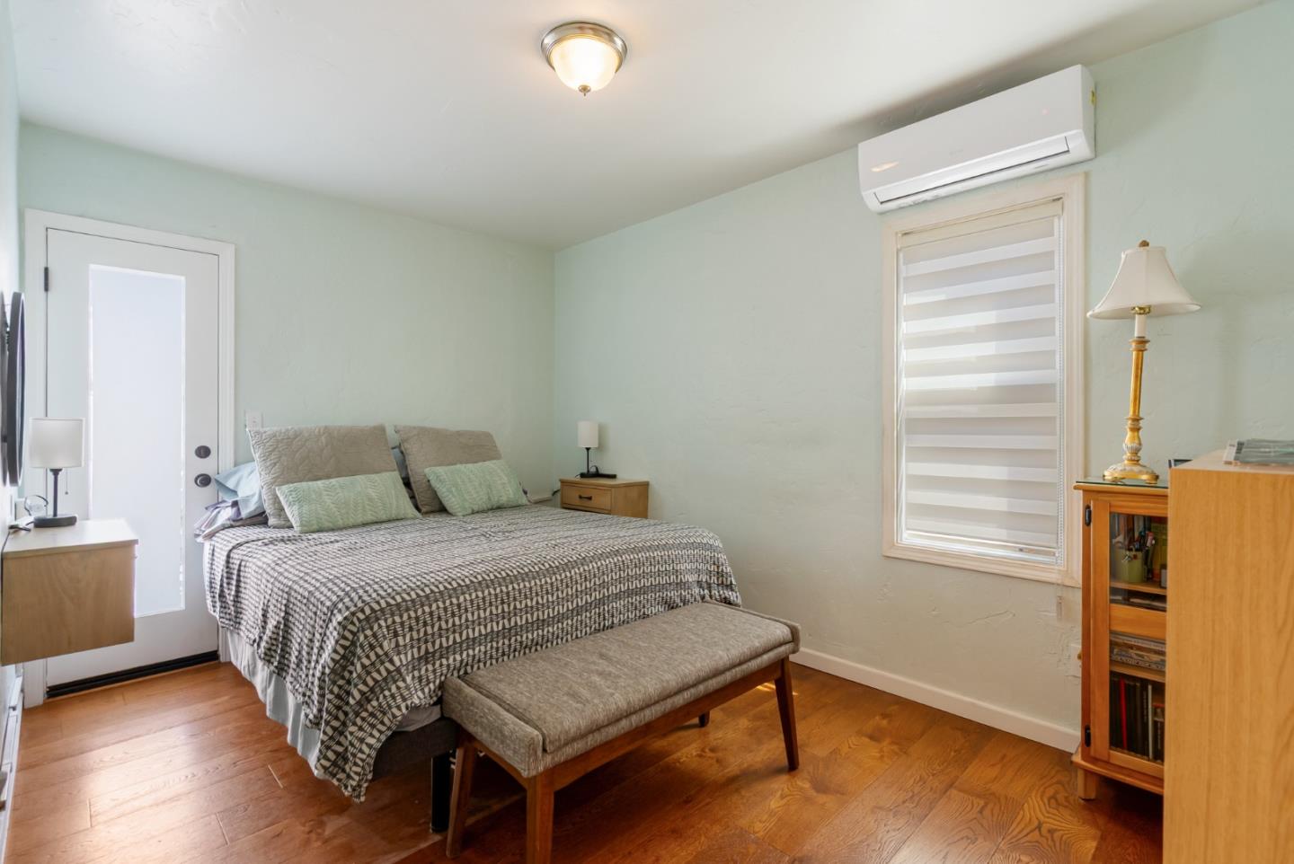 29 Buena Vista Street