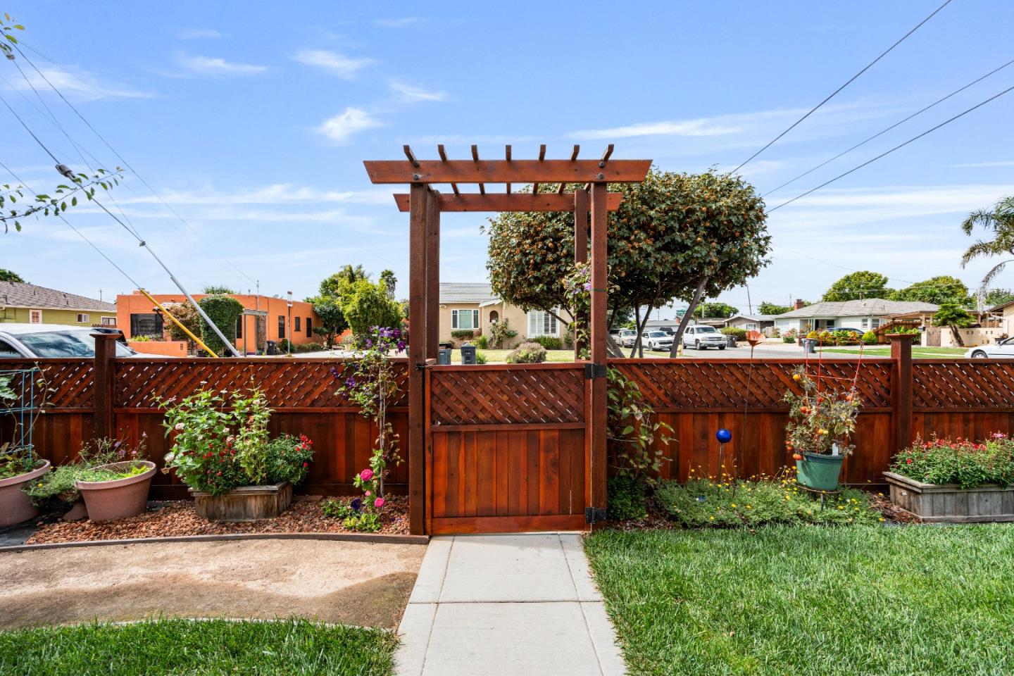 29 Buena Vista Street