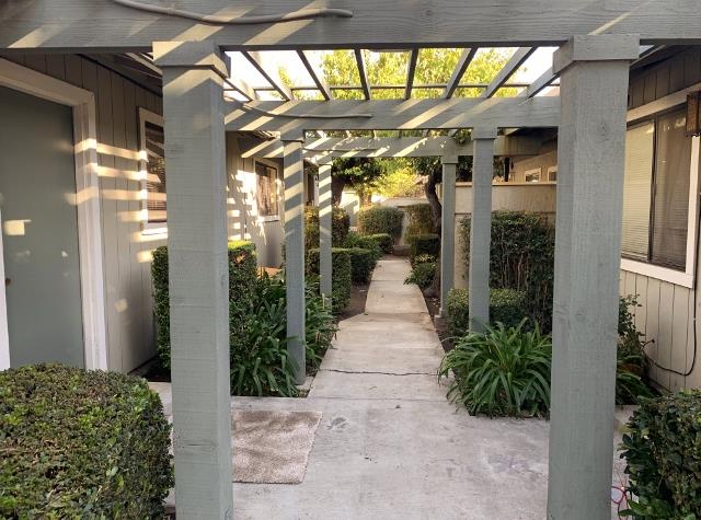 1521 Highland Drive