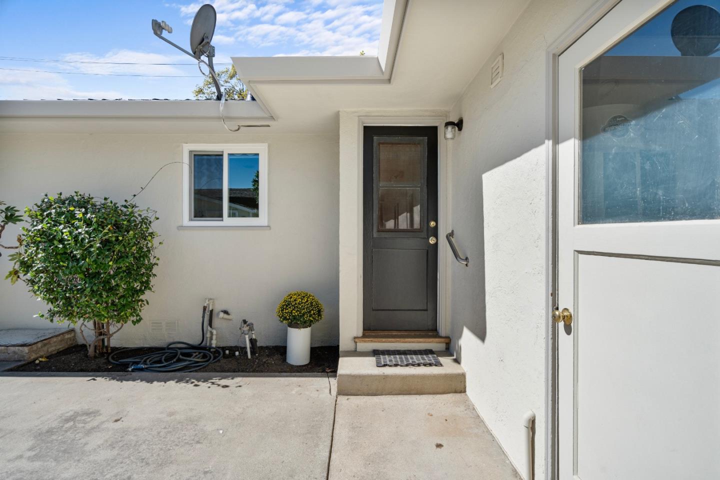 1001 Monterey Street