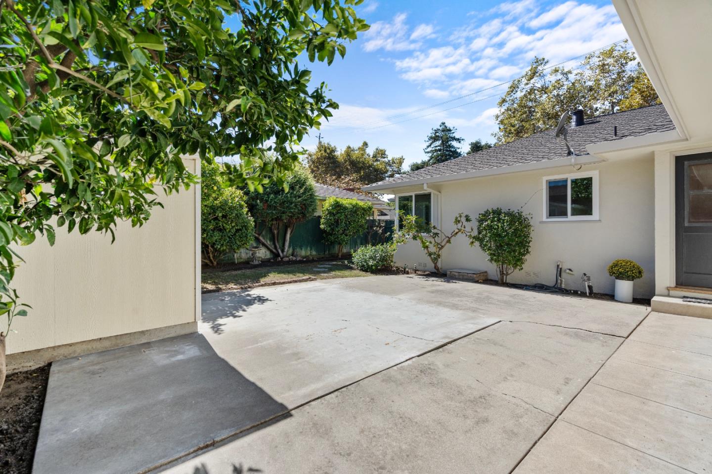1001 Monterey Street