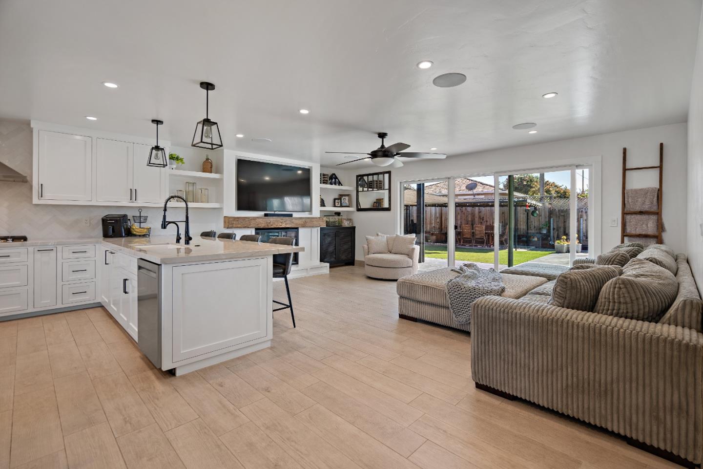 1231 Westward Drive