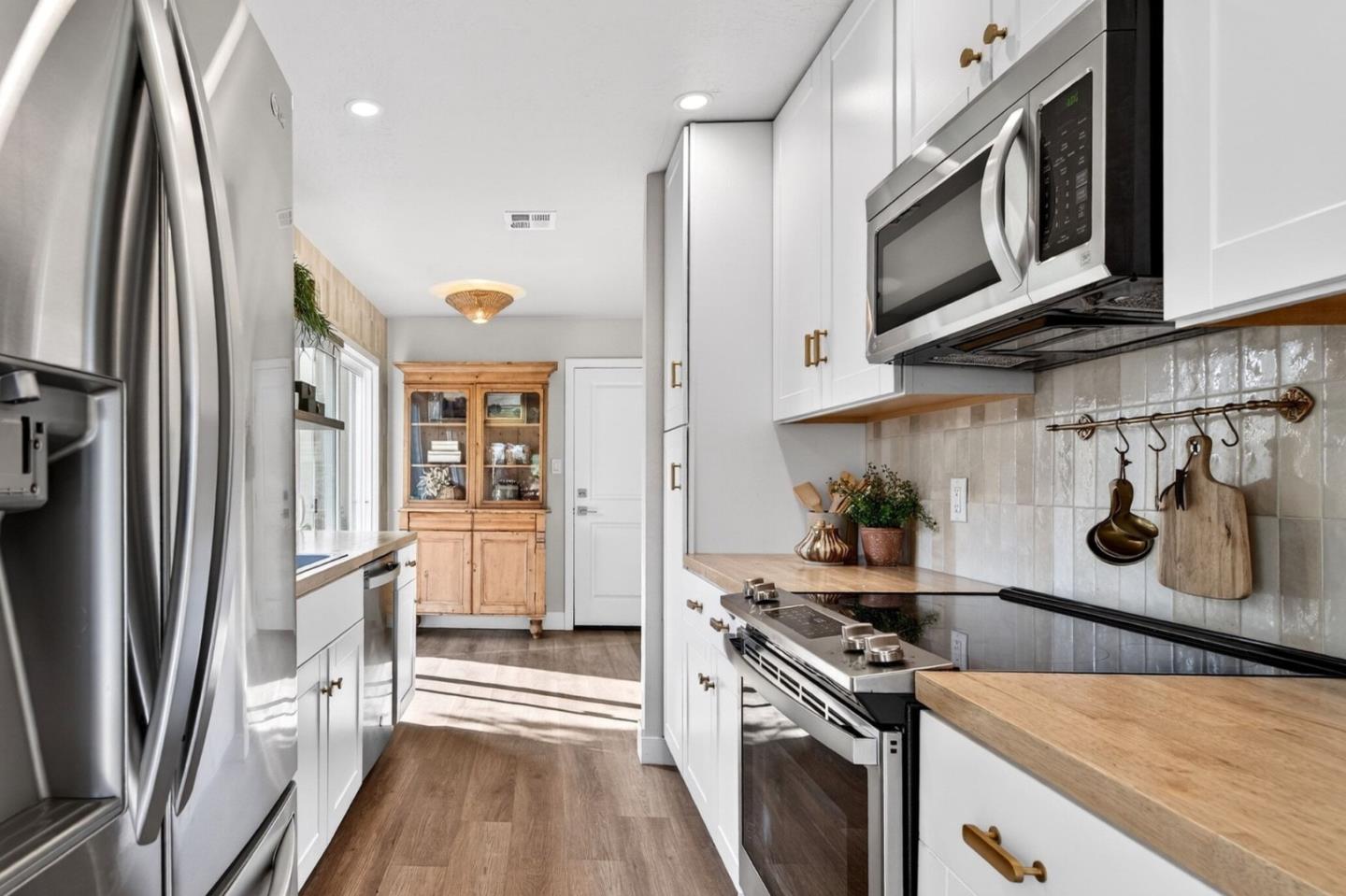 300 Ridgemark Drive