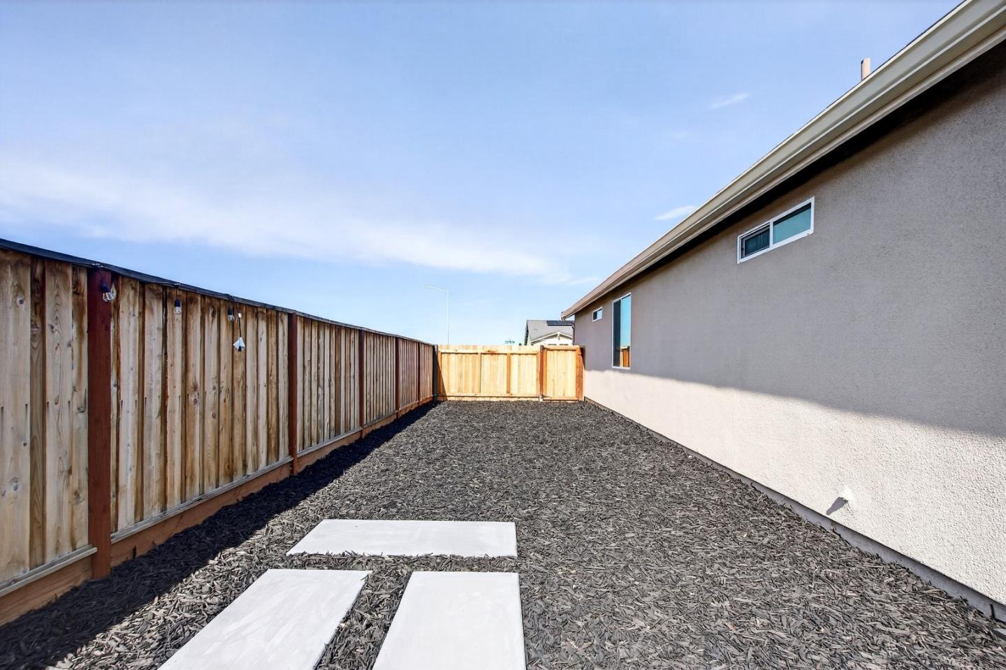 2001 Marigold Street