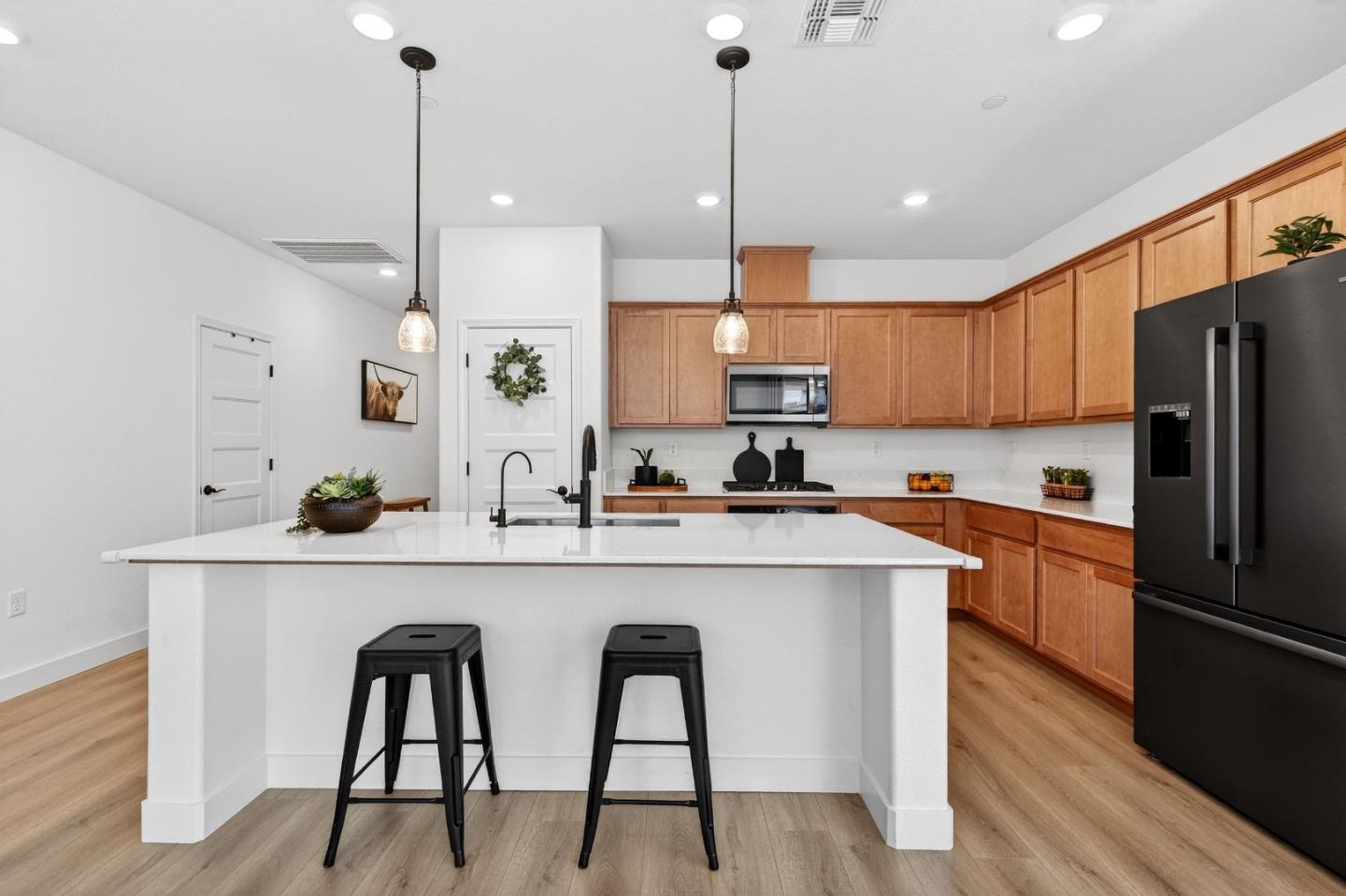 2001 Marigold Street