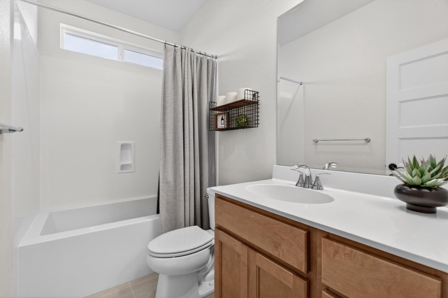 2001 Marigold Street